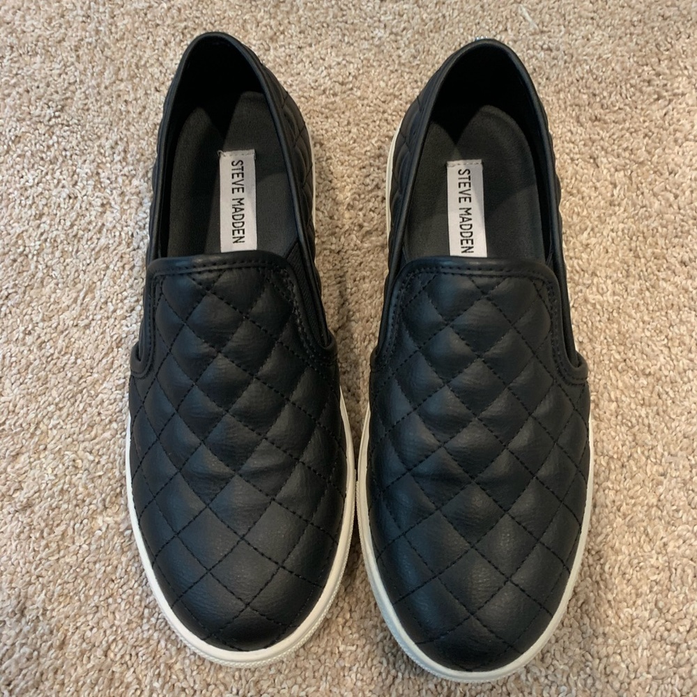 Quilted Steve Madden sneakers size 8